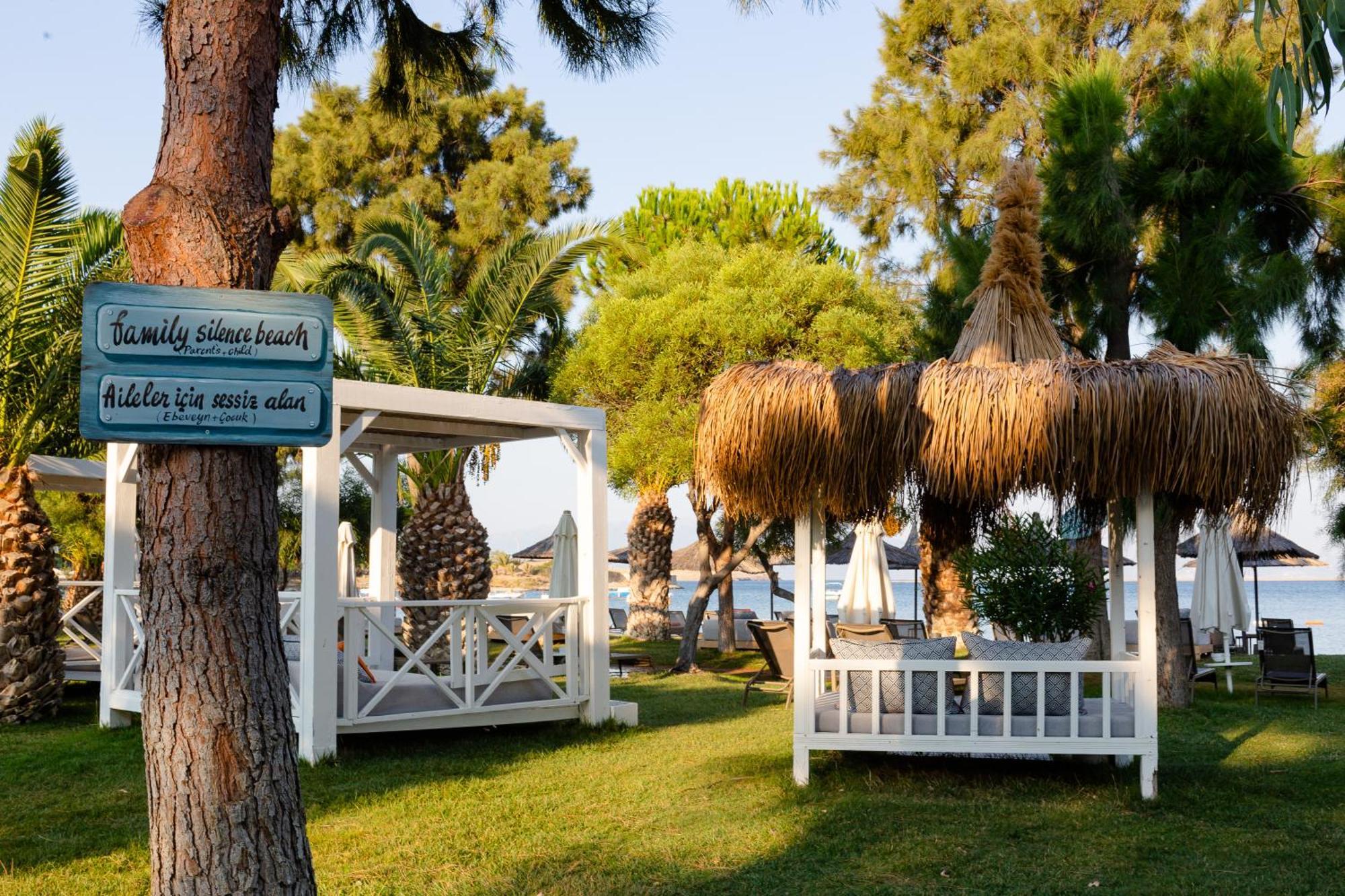 Mark Warner Phokaia Beach Resort Foça Exterior photo