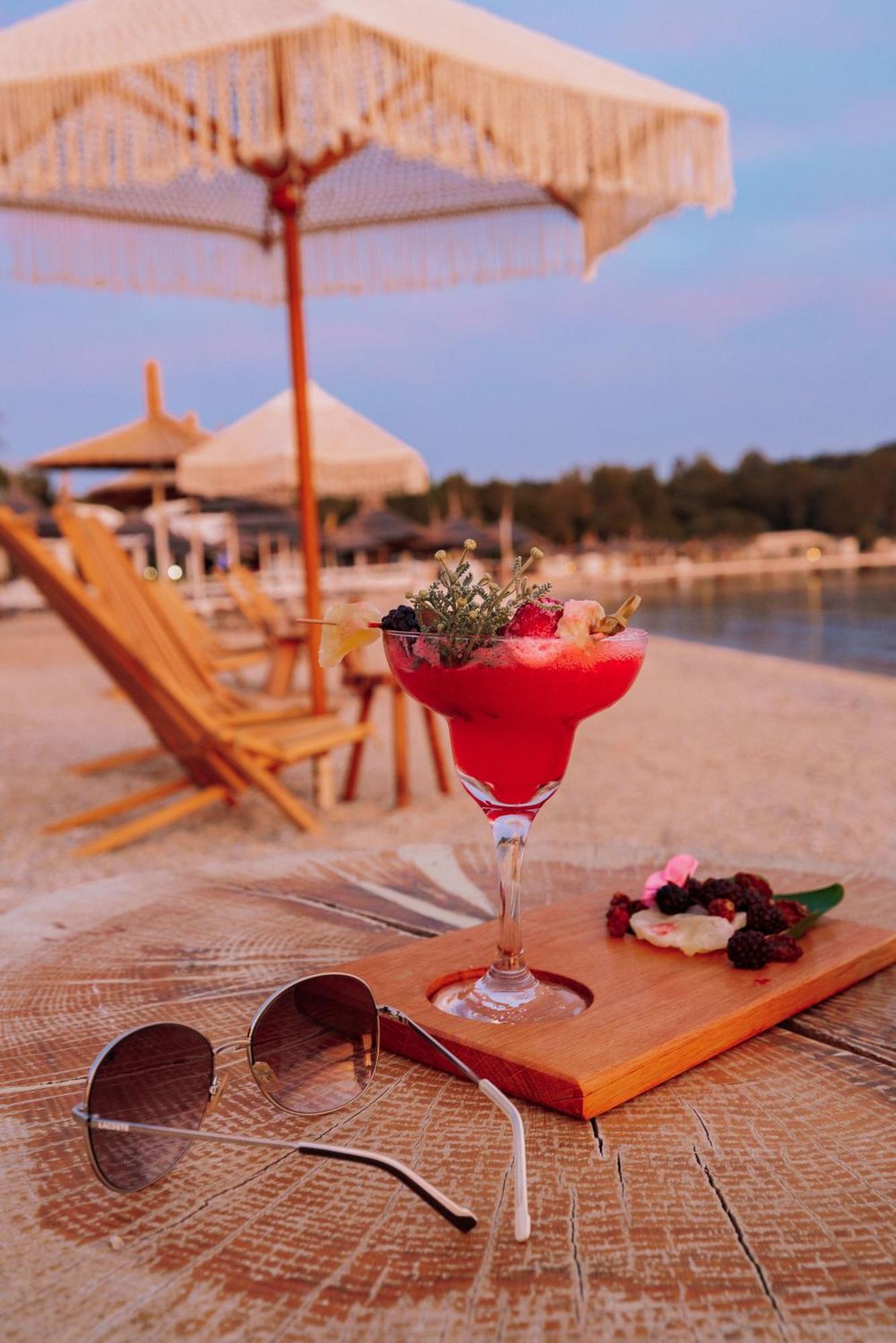 Mark Warner Phokaia Beach Resort Foça Exterior photo