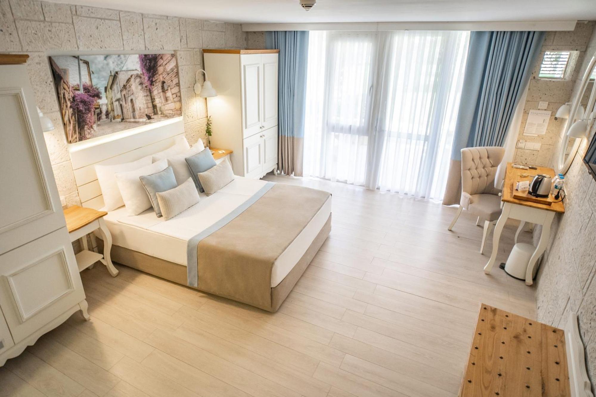 Mark Warner Phokaia Beach Resort Foça Exterior photo